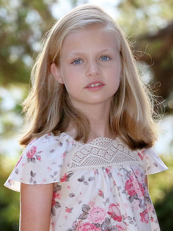 Nàng công chúa HOT nhất hiện nay: 15 tuổi đã nắm trong tay vận mệnh của đất nước, đánh bại con gái nhà Công nương Kate - Ảnh 1.
