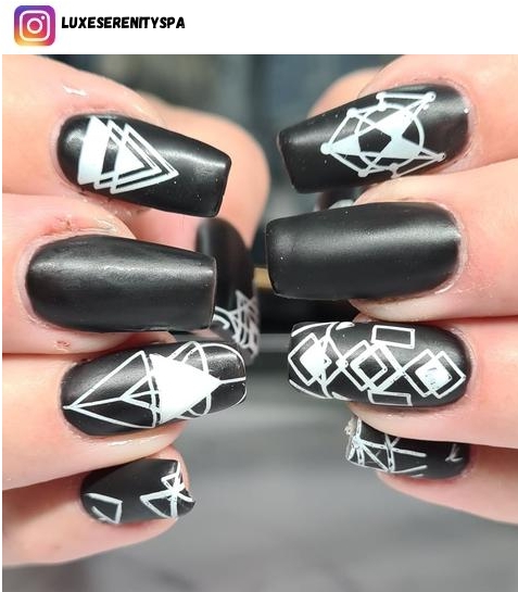 black and gray acrylic nails